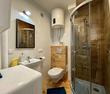 Warszawa, Włochy, Komitetu Obrony Robotników - Photo 5