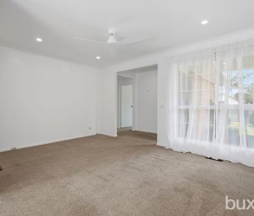 1/5 Dudley Avenue, Hampton East, VIC, 3188 - Photo 2