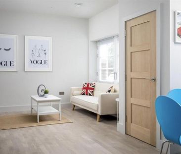 2 bedroom terraced house to rent - Photo 2