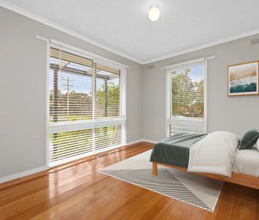 Charming Brick Veneer Home in Eaglehawk with upgraded interior. - Photo 2