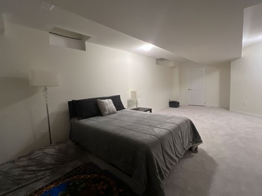 For Lease - 2147 Hallandale Street, Oshawa, Ontario - Photo 1