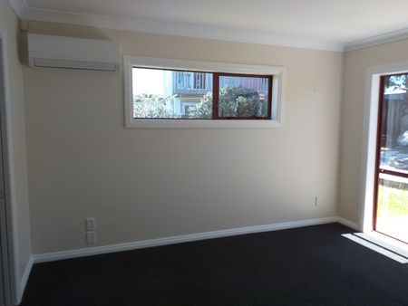 Property Management24 San Domingo Rise, Henderson - House for Rent - Photo 5