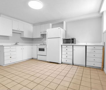 For Lease - 19 Warwick Avenue Unit# Lower, Toronto, Ontario - Photo 6