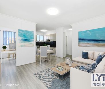 Near New Two Bedrooms Plus Study Sunny top-floor Apartment INSP: SA... - Photo 5