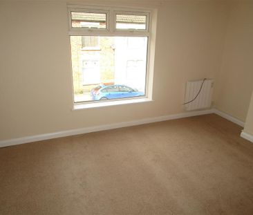 Junction Road, Northampton - Photo 4