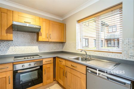 2 bedroom apartment to rent Villa Plage, 154-160 Elmer Road, Bognor Regis, PO22 - Photo 5