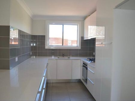 Killarney Vale - Photo 3