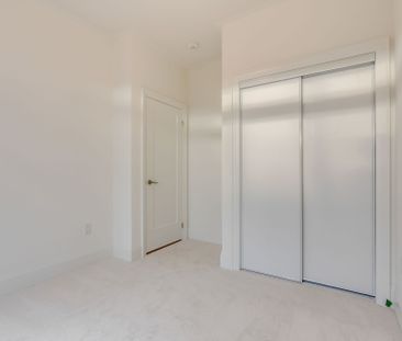 For Lease - 3319 Taha Gardens, Oakville, Ontario - Photo 5