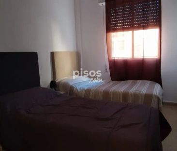 Piso en alquiler en Plaza de la Merced - Photo 2