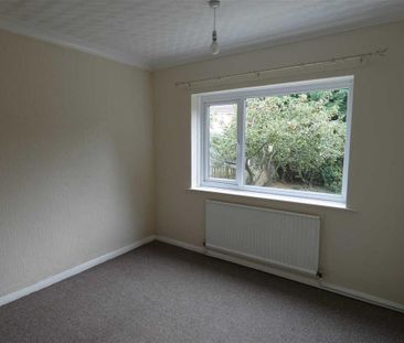 3 bedroom detached bungalow to rent - Photo 1