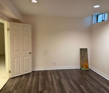 For Lease - 87 Strathmore Drive, Markham, Ontario - Photo 2
