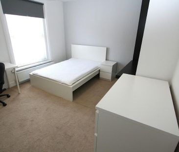 5 bedroom terraced house to rent - Photo 5