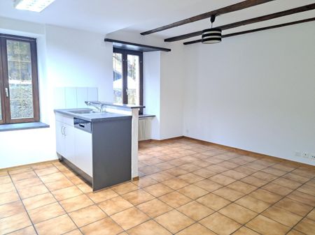 4 room apartment of 100 m2located on the 2nd floor without elevator - Photo 5