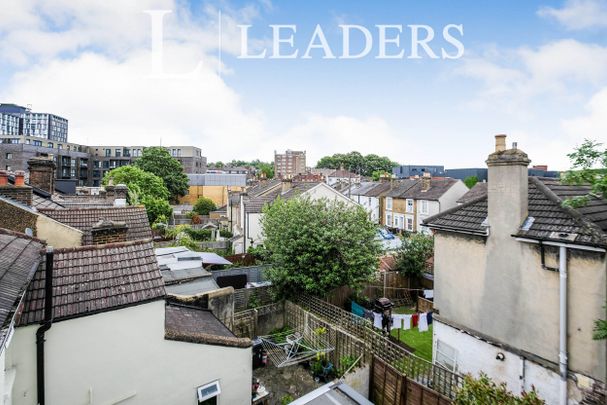 3 bedroom house to rent Keens Road, Croydon, CR0 - Photo 1