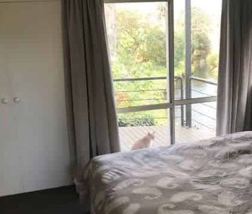 Ready to move in - fully furnished unit - Photo 3