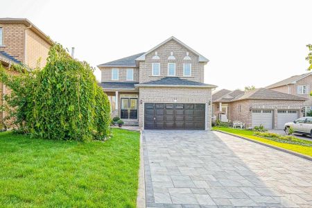 For Lease - 83 Canoe Court, Richmond Hill, Ontario - Photo 5