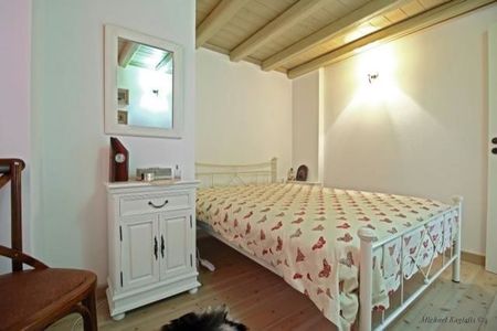 Μονοκατοικία για ενοικίαση Καλύβια (Αράχωβα) - Photo 4
