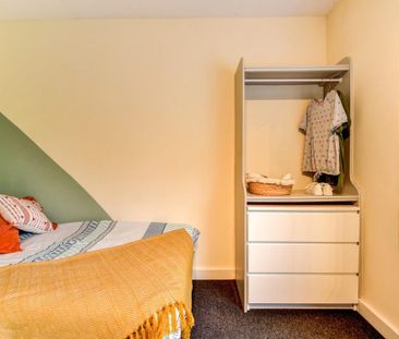 9 bedroom house to rent - Photo 3