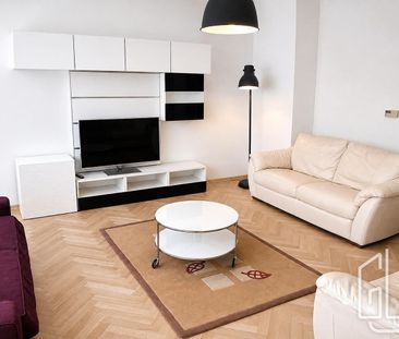 Pronájem bytu 3+1 95 m² - Fotografie 1