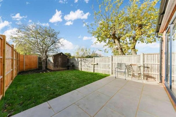 Abbotsbury Road, Morden, SM4 - Photo 1