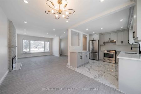 For Lease - 622 Fernhill Boulevard, Oshawa, Ontario - Photo 2