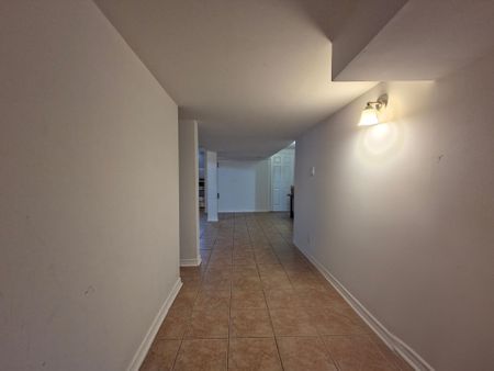 For Lease - 5815 Riverdale Crescent Unit# Lower, Mississauga, Ontario - Photo 3