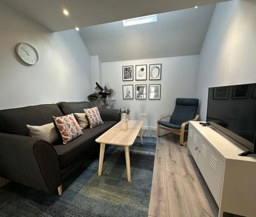 2 bedroom flat to rent - Photo 3