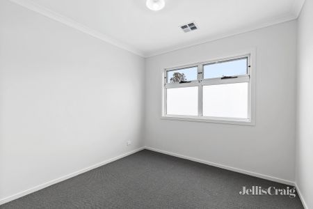 69A Valentine Street, Ivanhoe - Photo 4