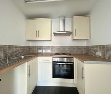1 bedroom flat to rent - Photo 6