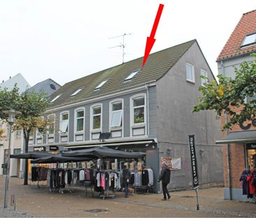 Fin 2 værelses lejlighed midt i gågaden - Photo 1