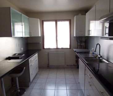 Maison à louer - REIMS -CLAIRMARAIS - Photo 1