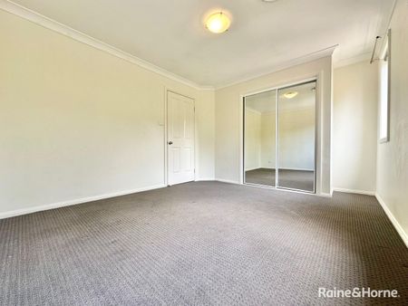 Simple Living, Unbeatable Location - Photo 4