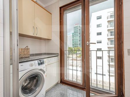 3 room luxury Apartment for rent in Parque das Nacoes Sul, Parque das Nações, Lisbon - Photo 3