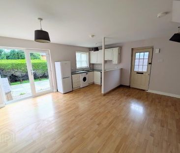 81e Movilla Road, Newtownards, BT23 8RQ - Photo 3