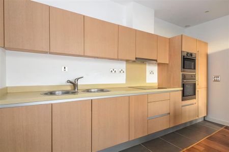 Bromyard House, Acton, Bromyard Avenue - Photo 5