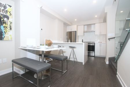 For Lease - 284 Bleecker Street, Toronto, Ontario - Photo 3