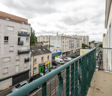 Location Appartement 4 pièces Meublé 84m² NANTES 44100 - Photo 3