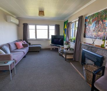 Three bedroom with views! - Photo 1