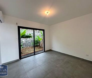 Location Appartement 5 pièces 103m² ST PAUL 97460 - Photo 2