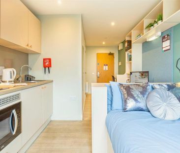 Studio to rent - Photo 3