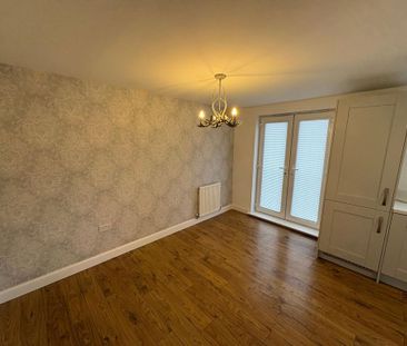 4 bedroom house to rent - Photo 1