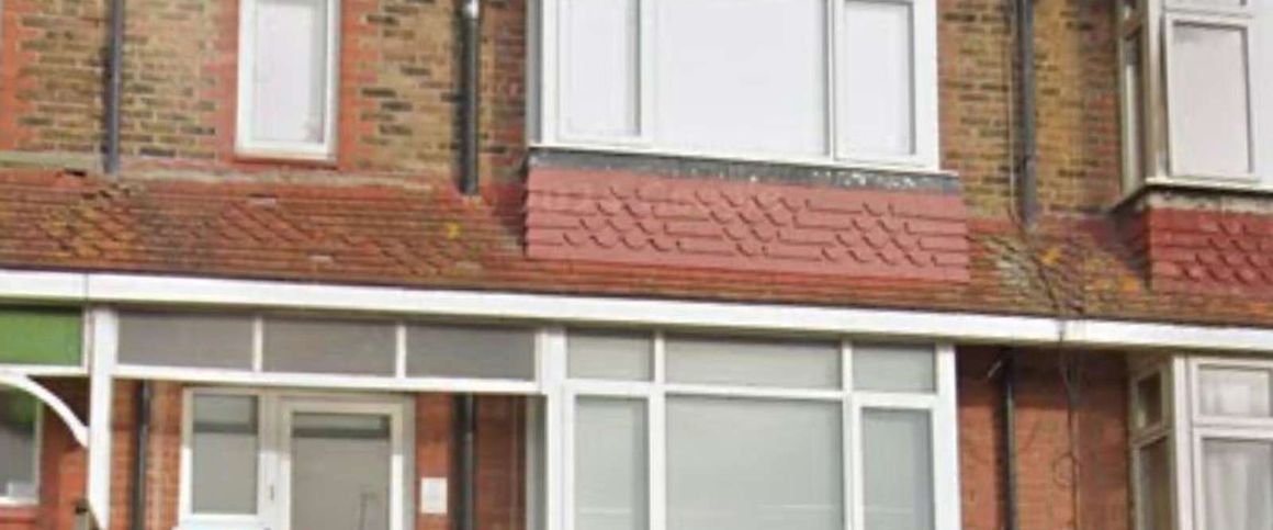 Dudley Road Room 6 - Photo 1