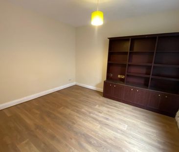 Clarendon Road - Photo 4