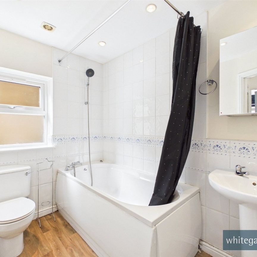Ring Hay Road, Bradford, West Yorkshire, BD4 - Photo 1