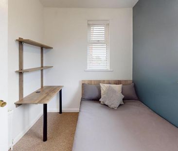 1 bedroom in a house share to rent - Photo 4