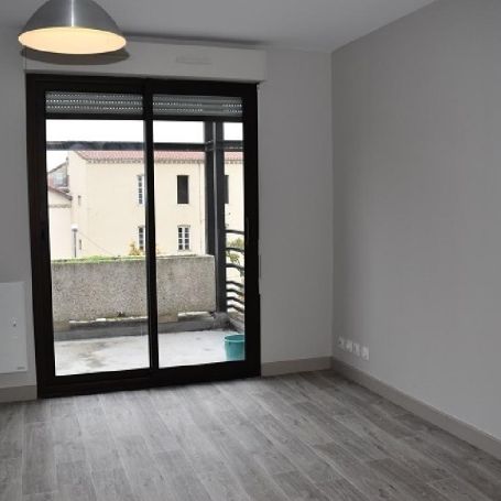 Location Appartement P1 Macon - Photo 1