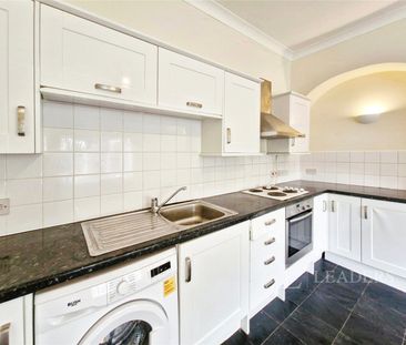 2 bedroom maisonette to rent Hamilton Road, Bishopstoke, Eastleigh,... - Photo 6