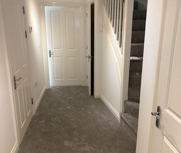 4 Bed Terraced House, White Star Place, SO14 - Photo 4