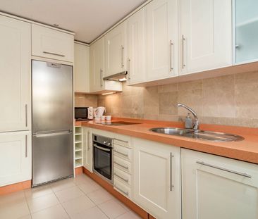 Ground Floor Apartment in Nueva Andalucía - Photo 2