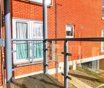 2 bedroom property to rent - Photo 2